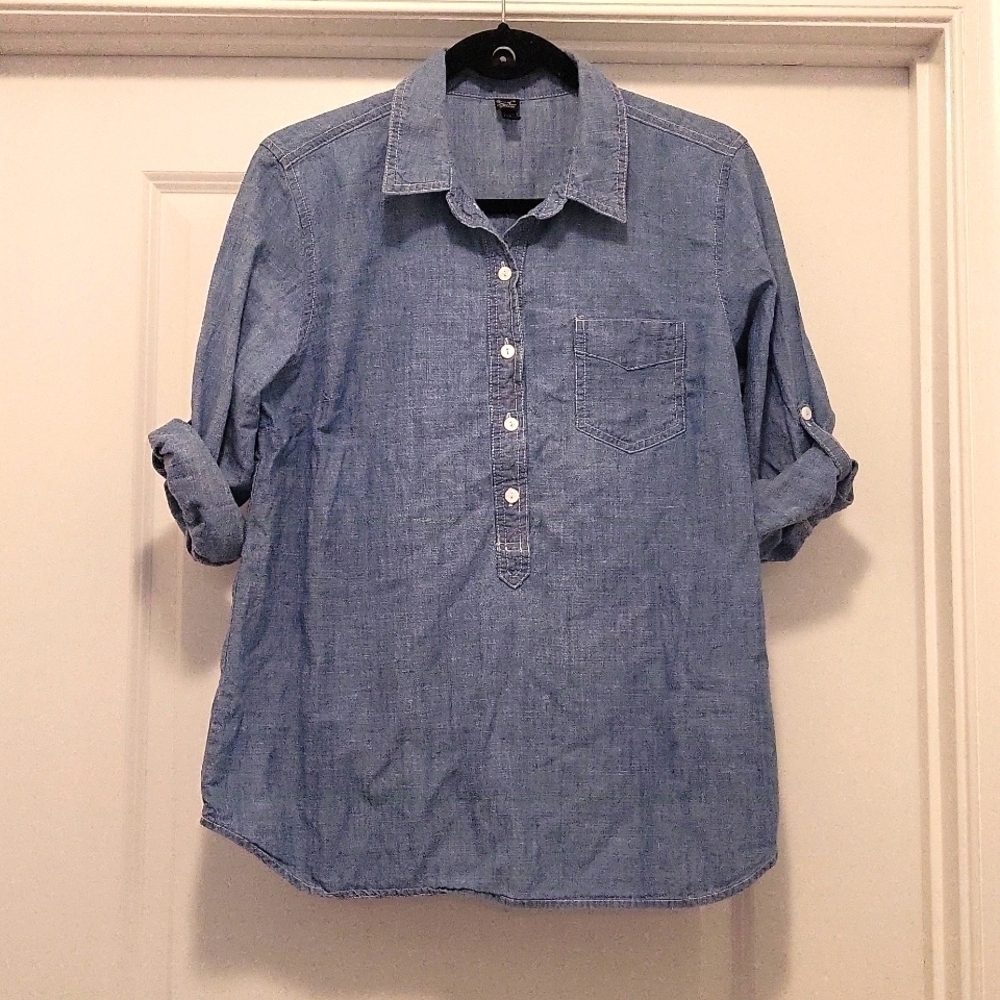Grand & Greene Chambray button down Top Size Large